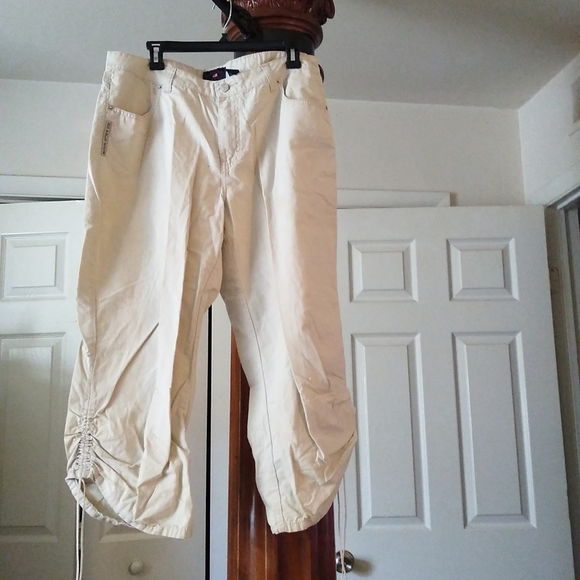 Cargo pants - Picture 1 of 4